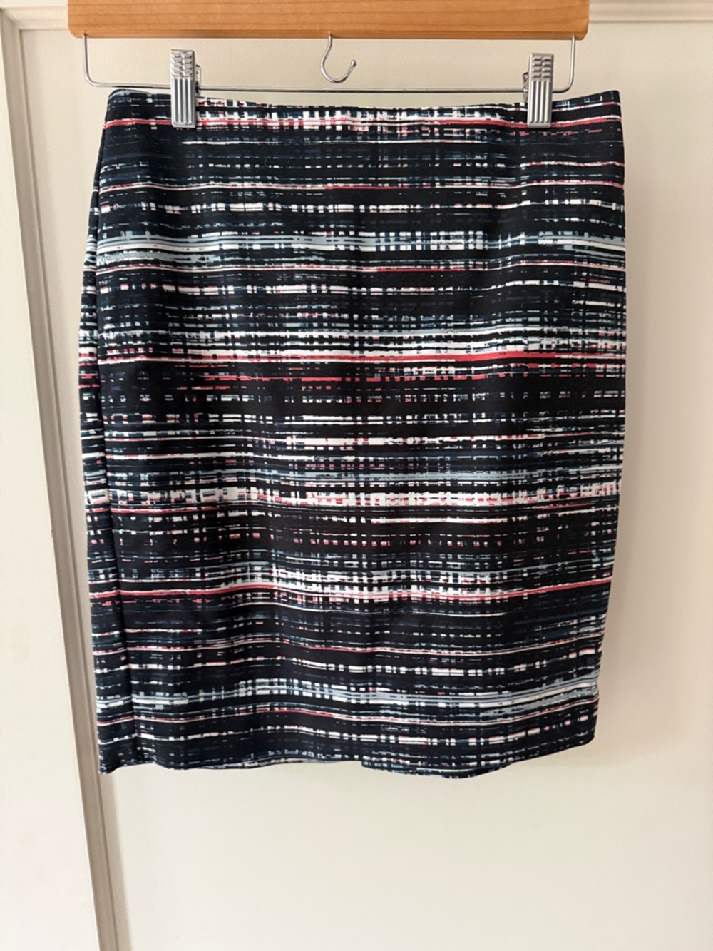 Ann Taylor Black Pencil Skirt with White & Red Stripe Pattern